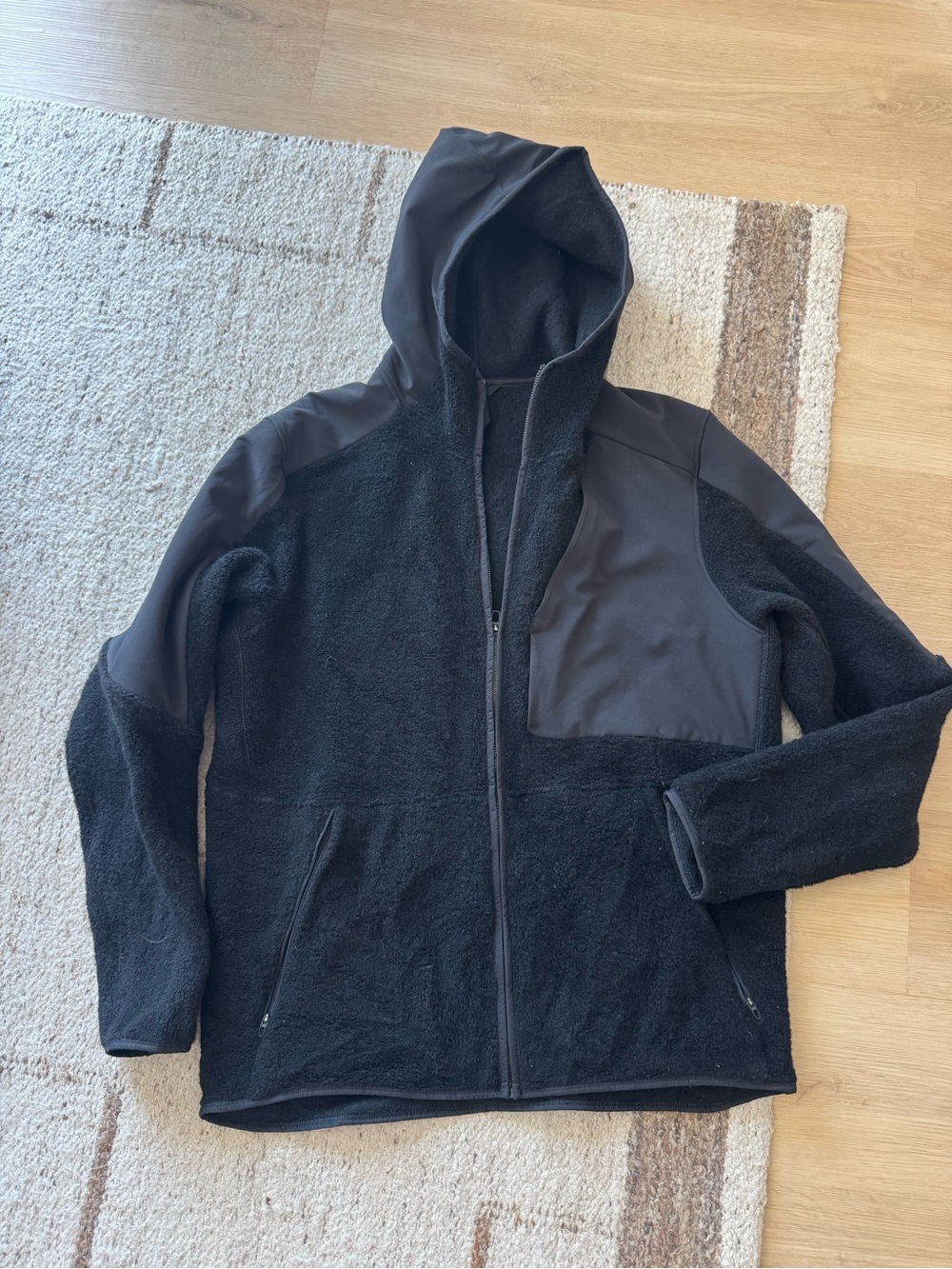 Men's Lululemon Black Hooded Sherpa Jacket - Zip Front